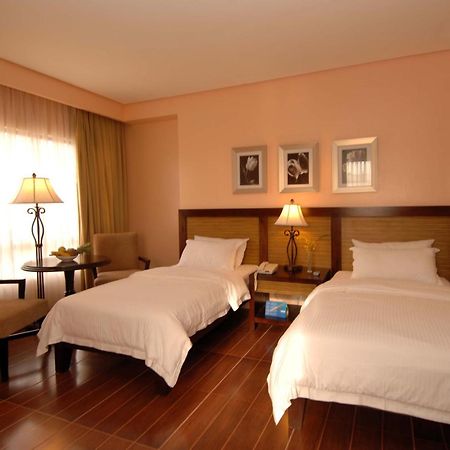 Planta Centro Bacolod Hotel & Residences Ngoại thất bức ảnh