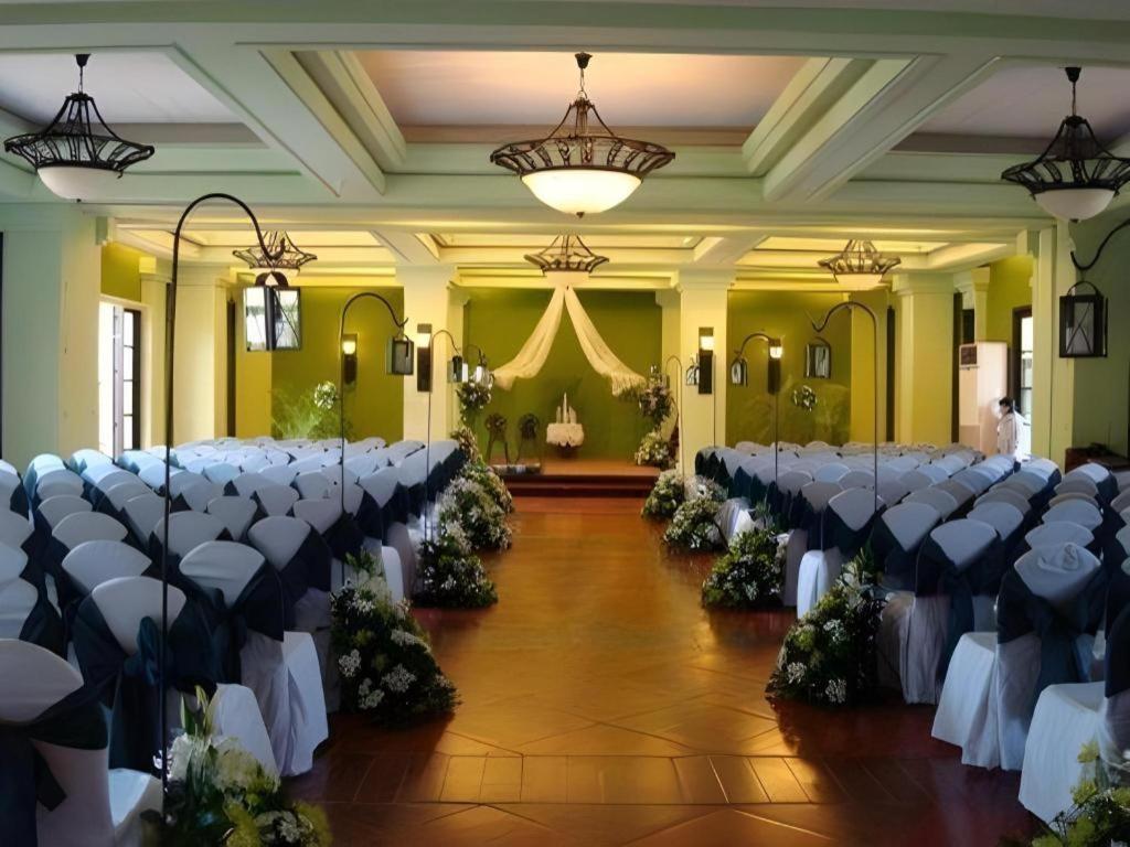 Planta Centro Bacolod Hotel & Residences Ngoại thất bức ảnh