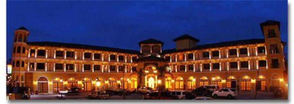 Planta Centro Bacolod Hotel & Residences Ngoại thất bức ảnh