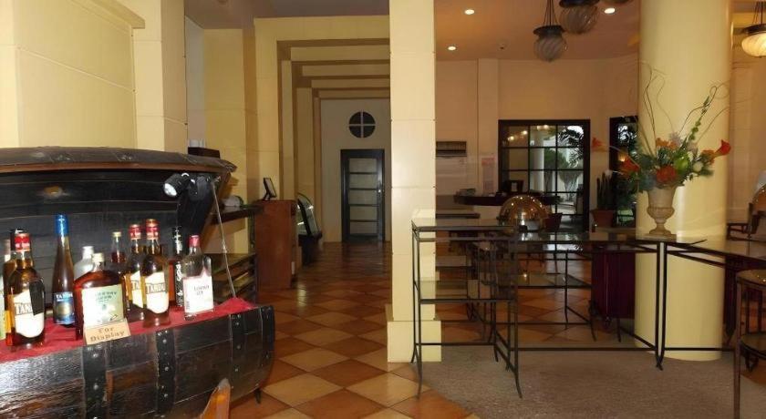 Planta Centro Bacolod Hotel & Residences Ngoại thất bức ảnh