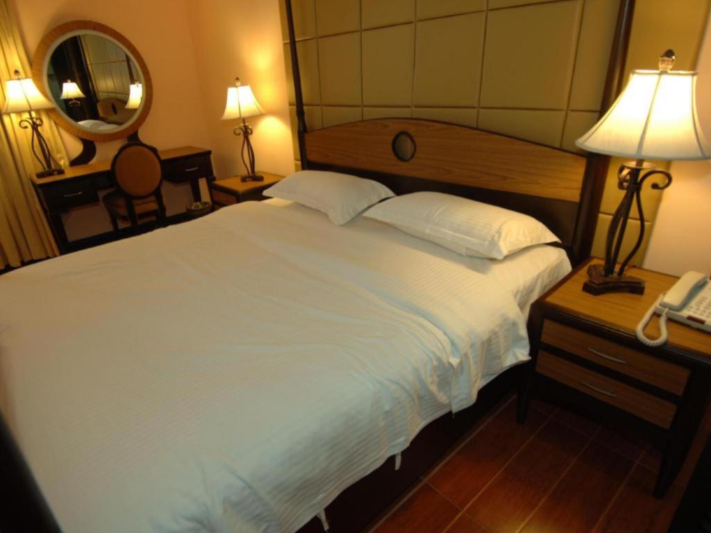 Planta Centro Bacolod Hotel & Residences Ngoại thất bức ảnh